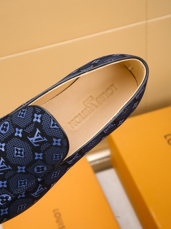 ルイヴィトン靴着用イメージ